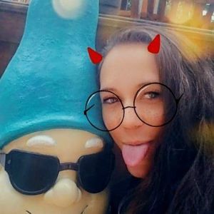 Meet your Posher, Annie